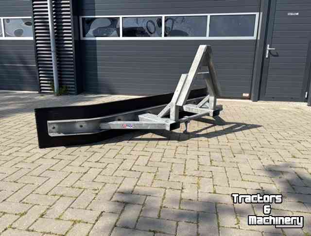 Rubber yard scraper Qmac Rubber schuif