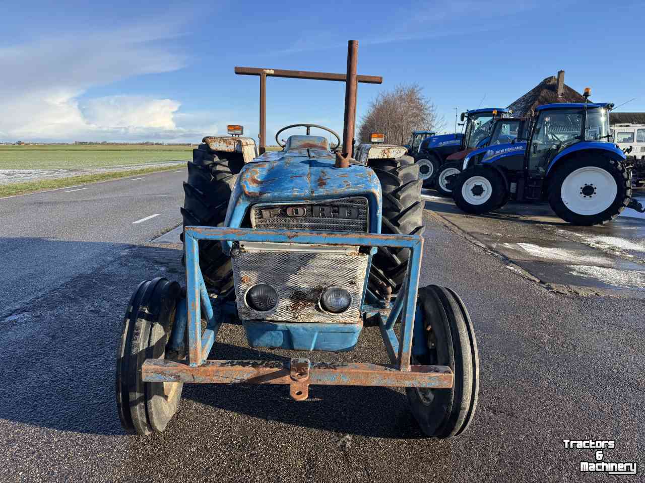 Two-wheel tractor Ford 3000