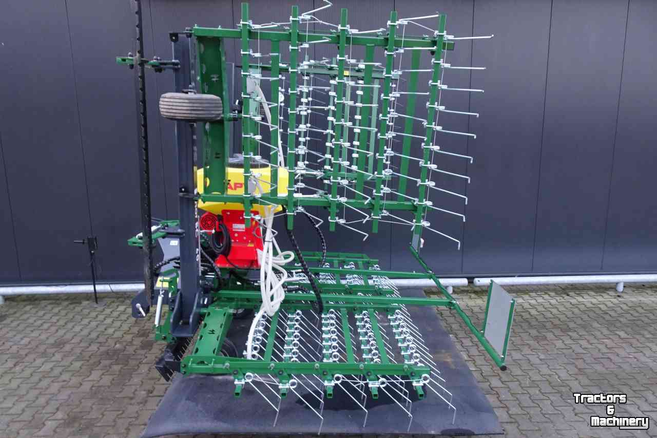 Other grassland-equipment, hay-equipment and accessories Hofstede THOR BC Grasland gras weide wei wiedeg doorzaaier beluchter weeder