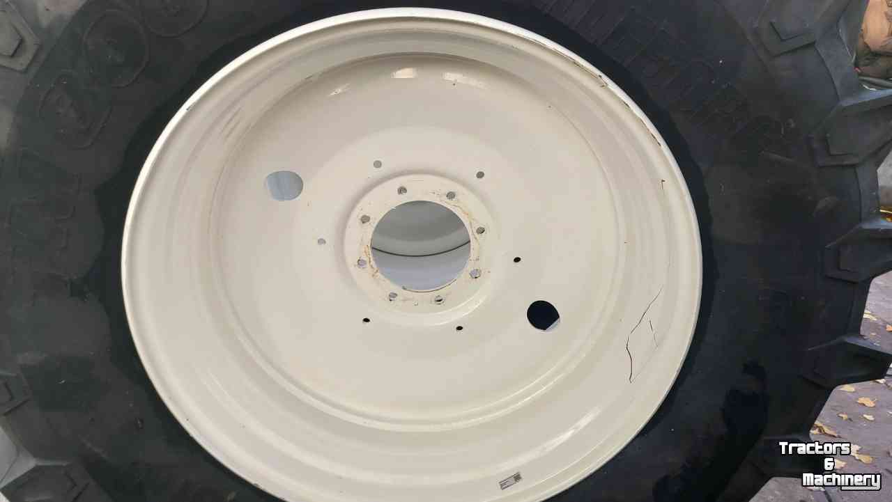 Wheels, Tyres, Rims & Dual spacers Trelleborg 650/65R38