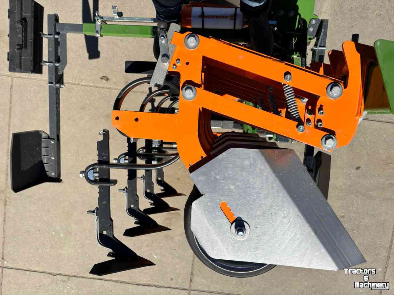 Inter-row cultivator Amazone Venterra 2K