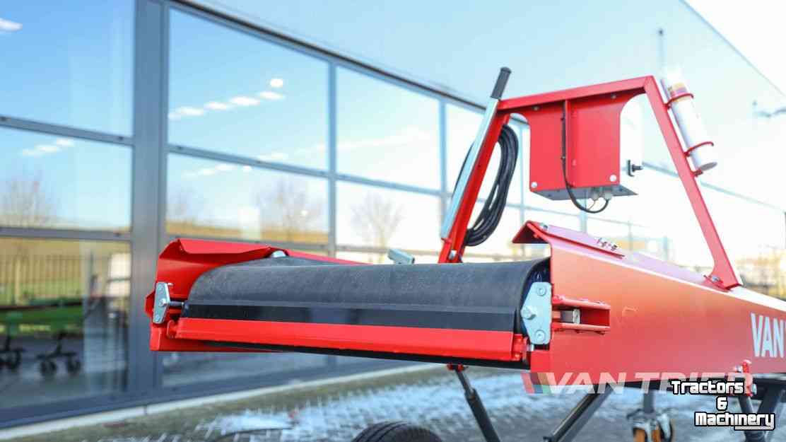 Conveyor Van Trier 5-80 Doorvoerband / Transporteur