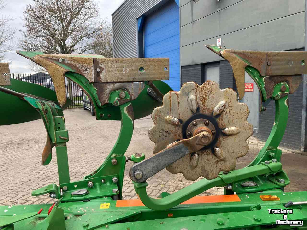 Ploughs Amazone Cayron V200-100 Wentelploeg