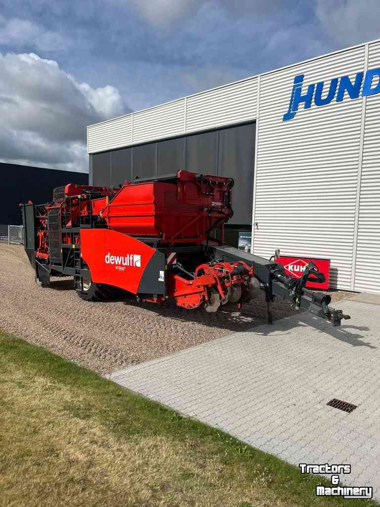 Potato harvester Dewulf RQA2060