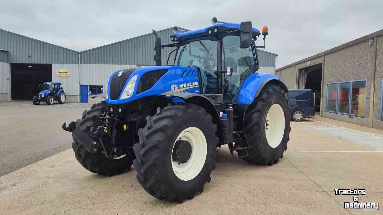 Tractor New Holland T7.245 PC Sidewinder INT4