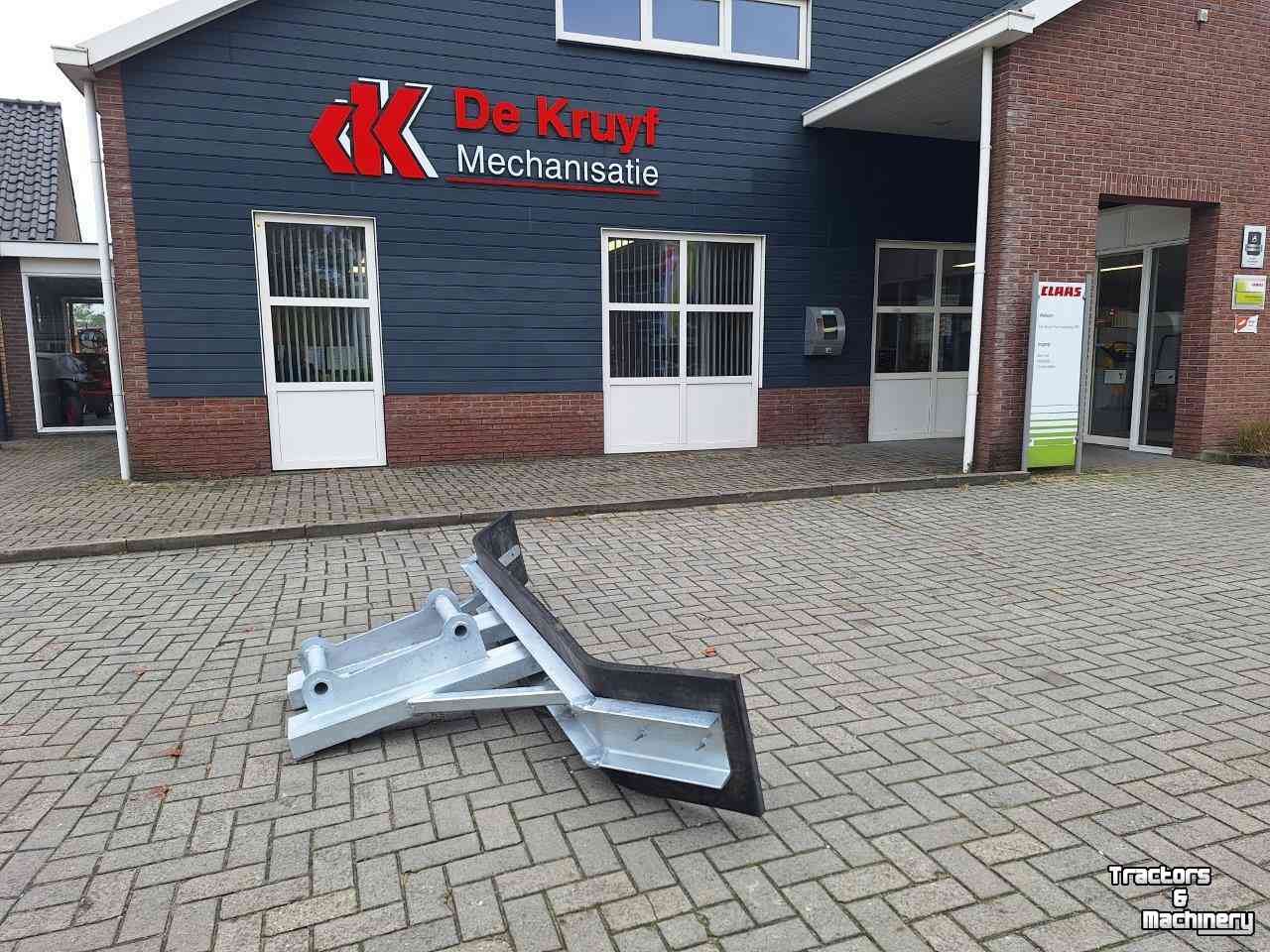 Rubber yard scraper  Heavy-Duty S60 rubberschuif 255 cm / modderschuif / wegenschuif