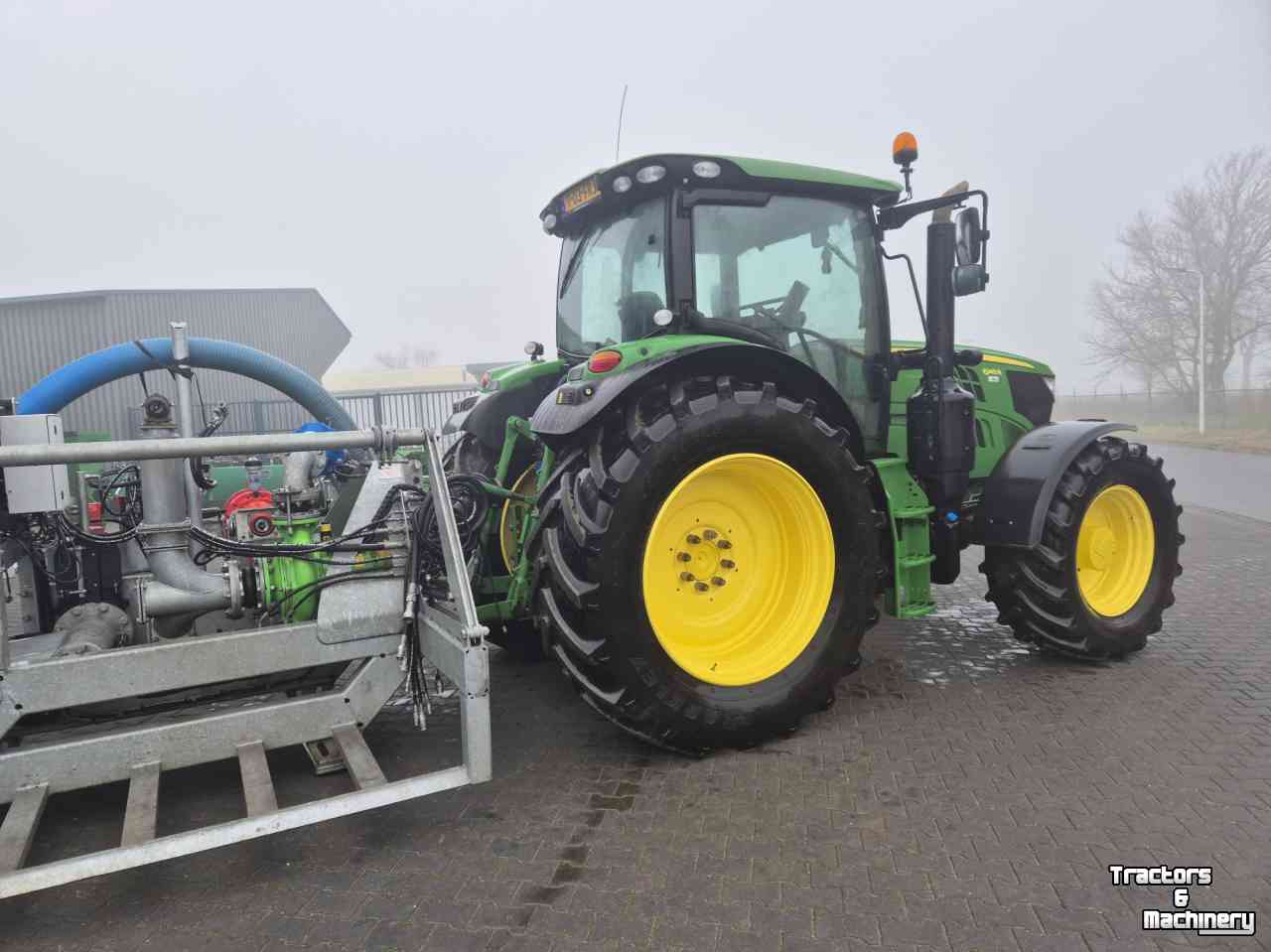 Tractor John Deere 6145 R