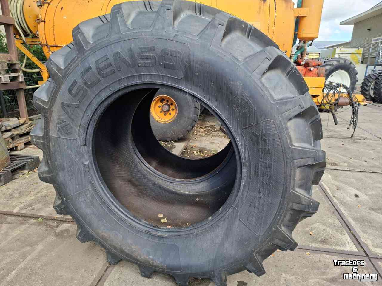 Wheels, Tyres, Rims & Dual spacers  Ascenso 710/70R38