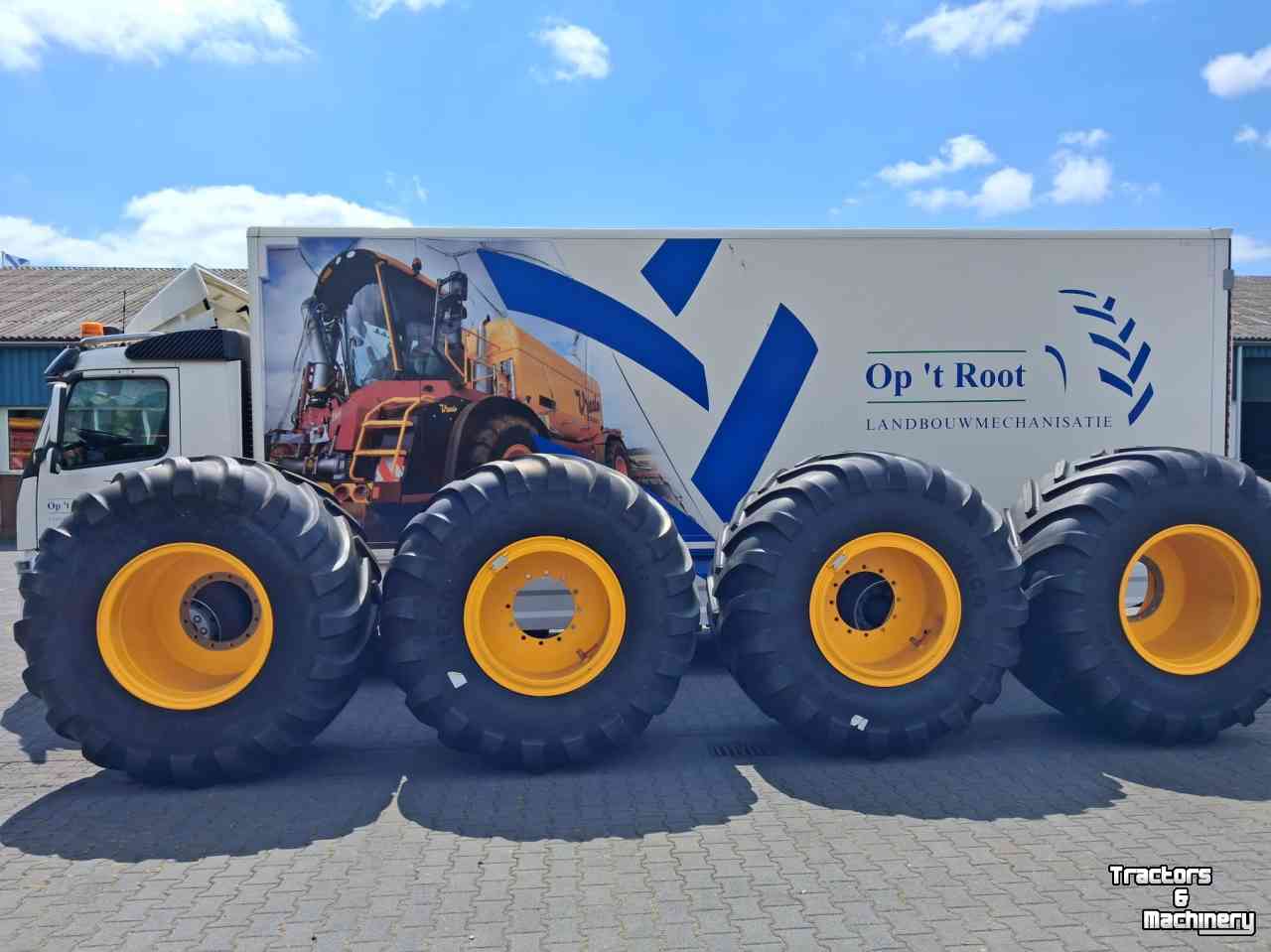 Wheels, Tyres, Rims & Dual spacers Michelin Mega X Bib 1050/50R32