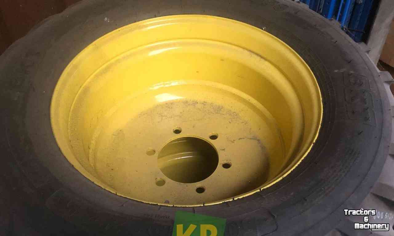 Wheels, Tyres, Rims & Dual spacers BKT 500/55X20 BKT