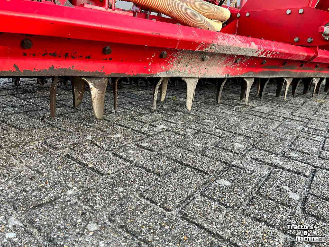 Seed Drill Combination Howard Rotorkopeg / Kopeg met zaaibalk