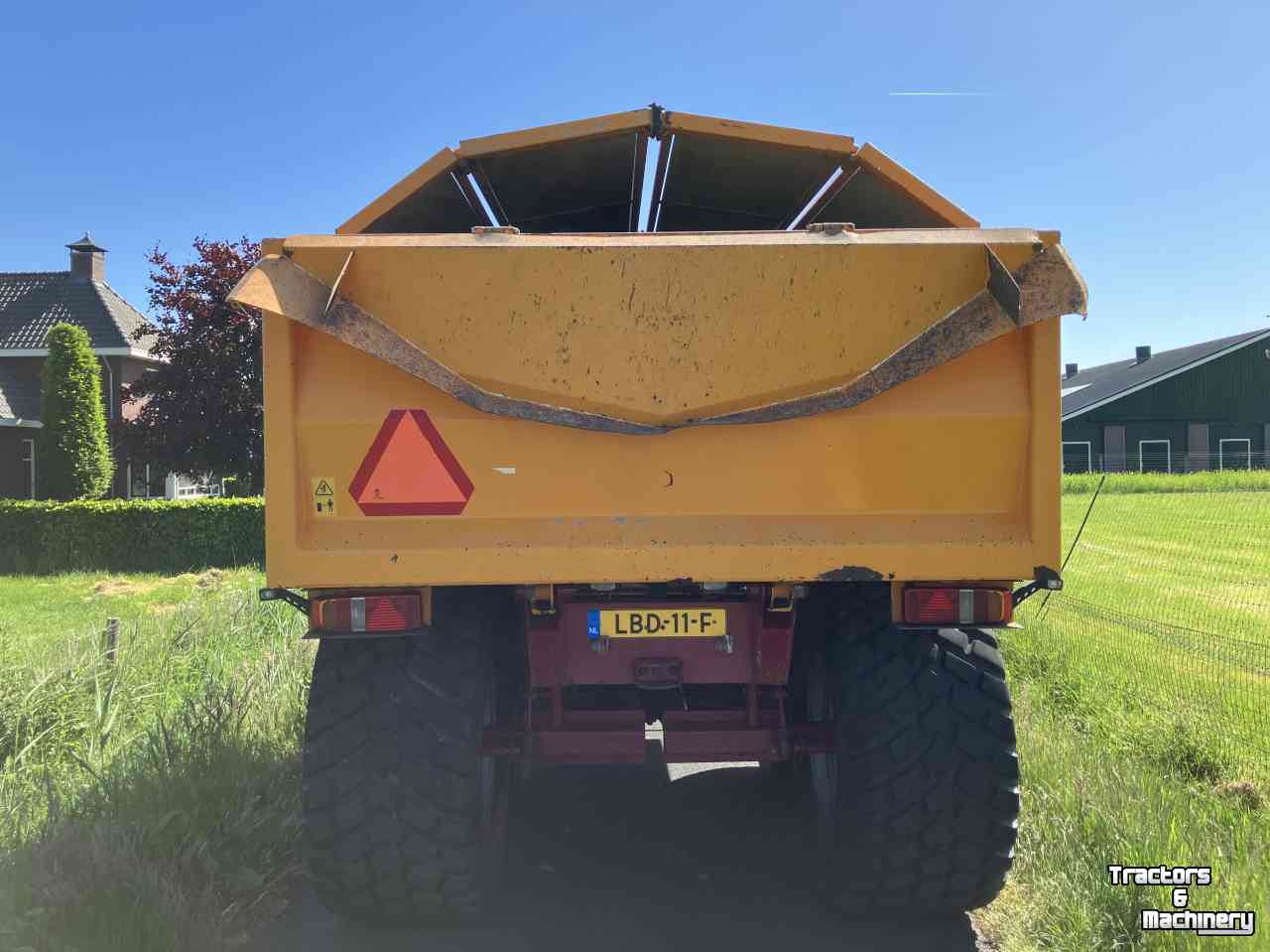 Earth- / Sand-dumper Veenhuis JVZK 21000 te huur, huren.