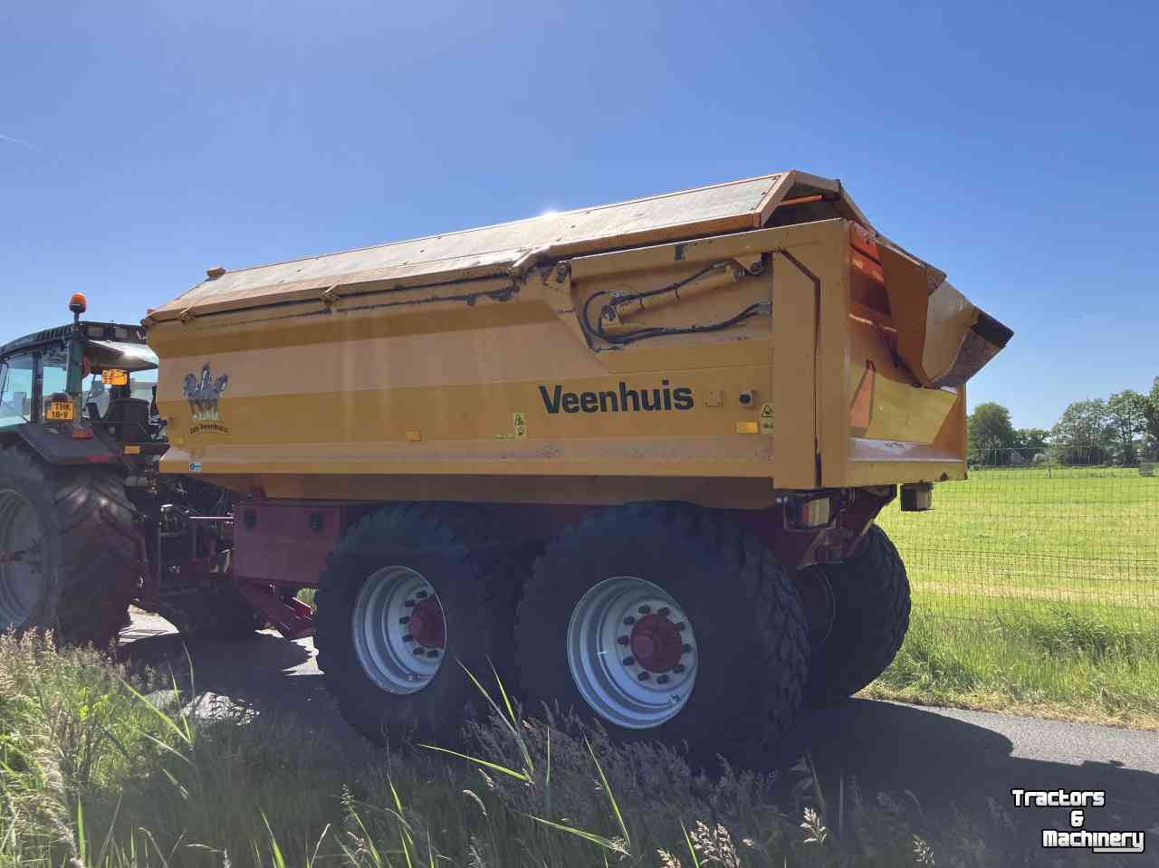 Earth- / Sand-dumper Veenhuis JVZK 21000 te huur, huren.