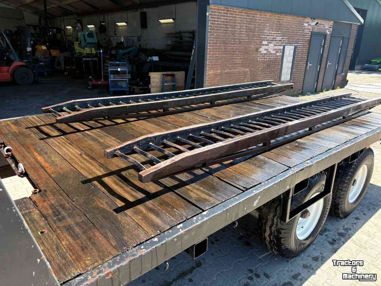 Low loader / Semi trailer  2 Assige oprijwagen