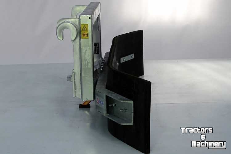 Other attachments and accessories Qmac Modulo 1.80 mtr rubber egalisatiebord egalisatieschuif