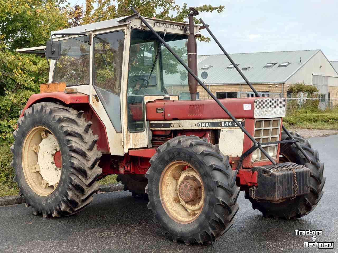 Tractor International 844 SB