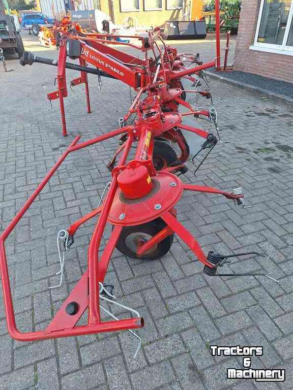 Tedder Lely Lotus Stabilo  675 Schudder