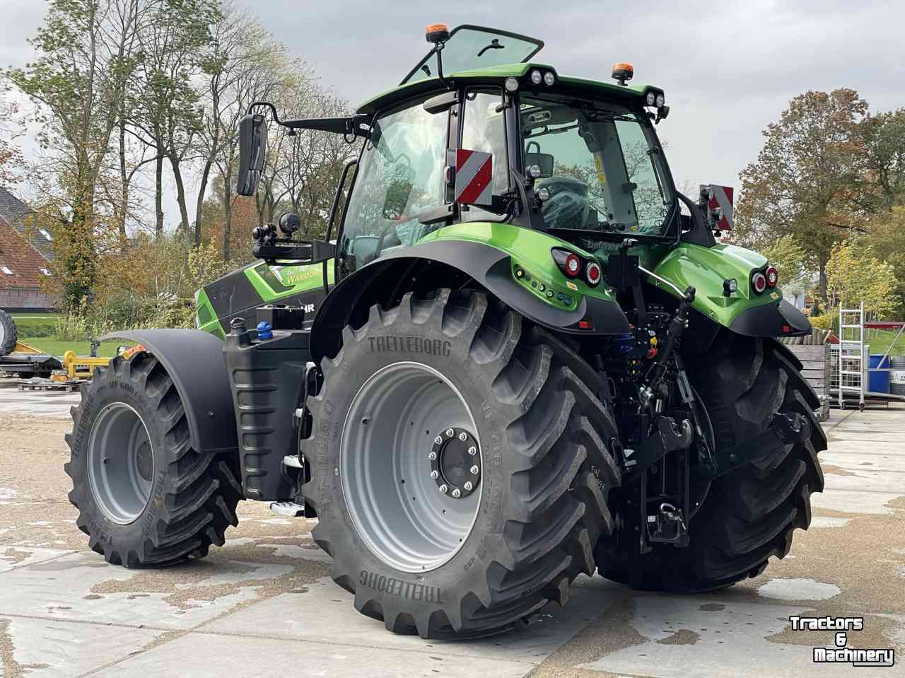 Tractor Deutz-Fahr Agrotron 6230 TTV Warrior Java Groen