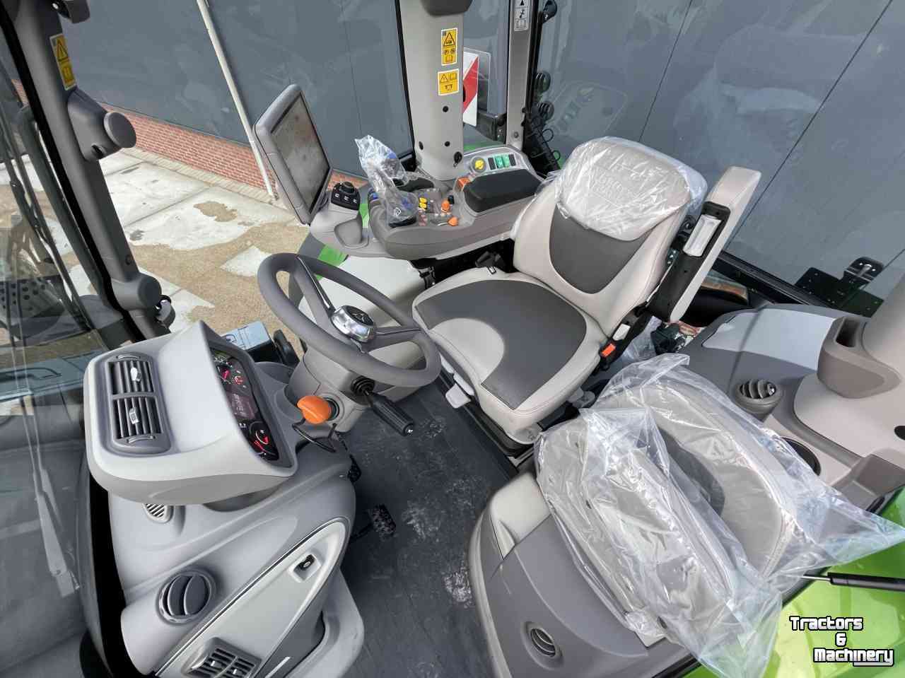 Tractor Deutz-Fahr Agrotron 6230 TTV Warrior Java Groen
