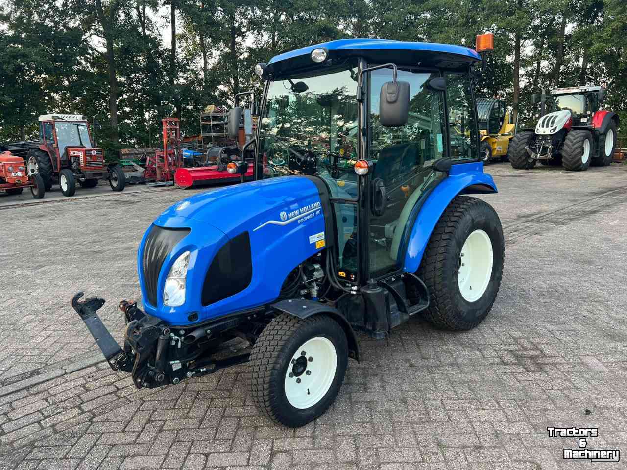 Horticultural Tractors New Holland Boomer 40 HST CAB tractor trekker tracteur