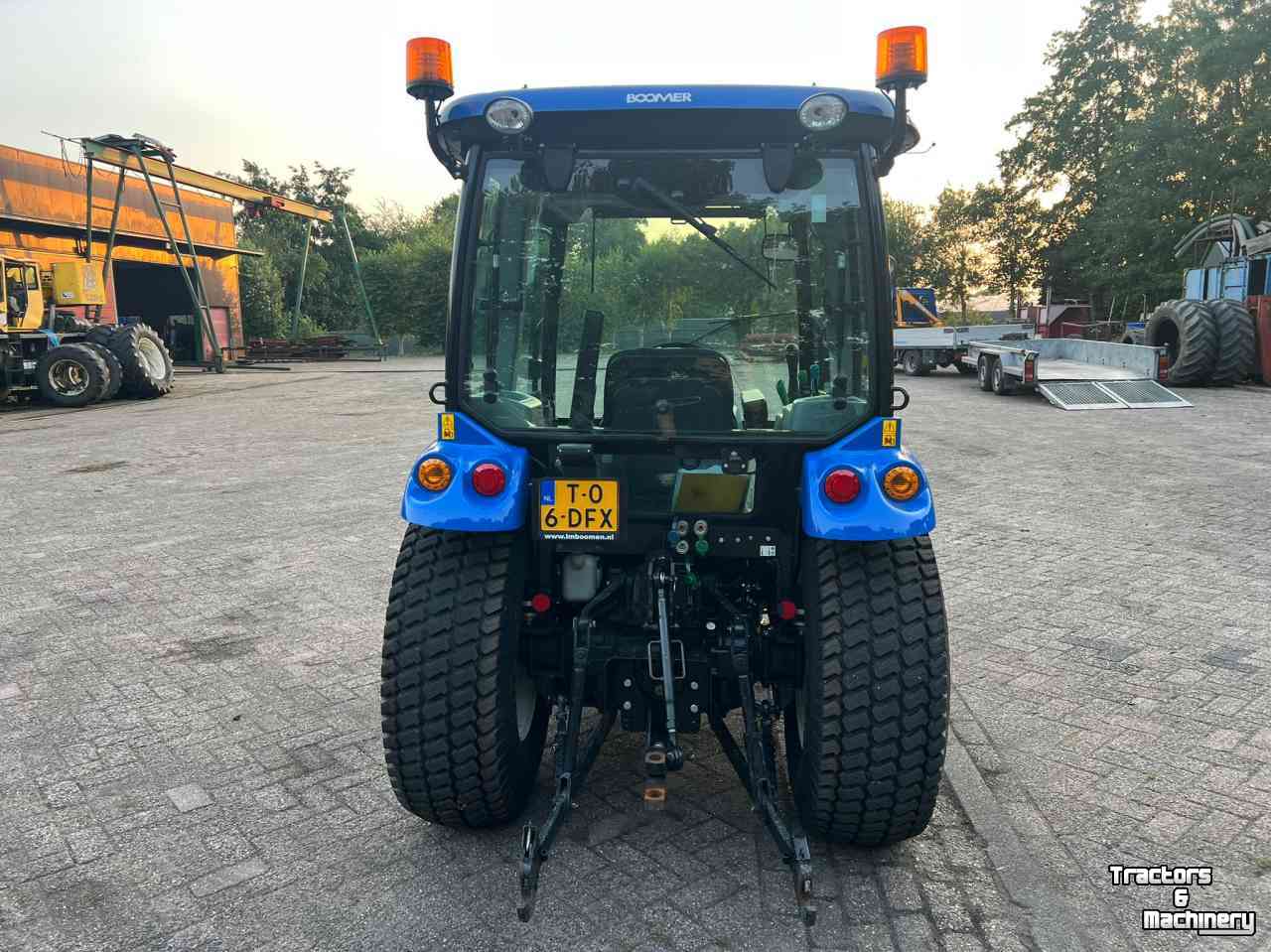 Horticultural Tractors New Holland Boomer 40 HST CAB tractor trekker tracteur