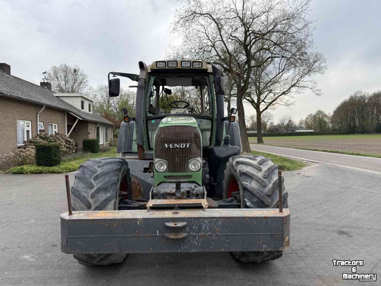 Tractor Fendt 815 vario