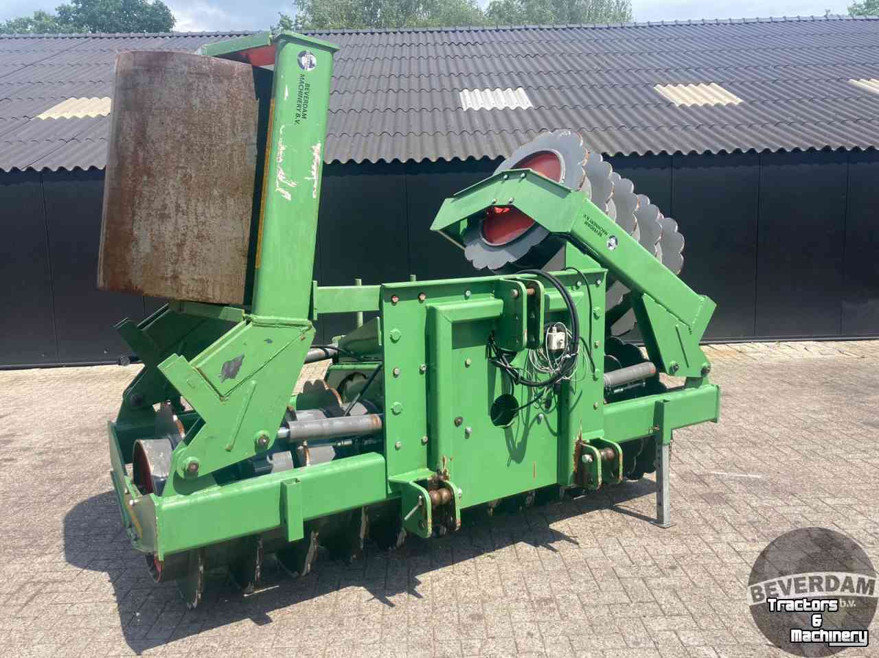Silage spreader  Kuilwals 3m