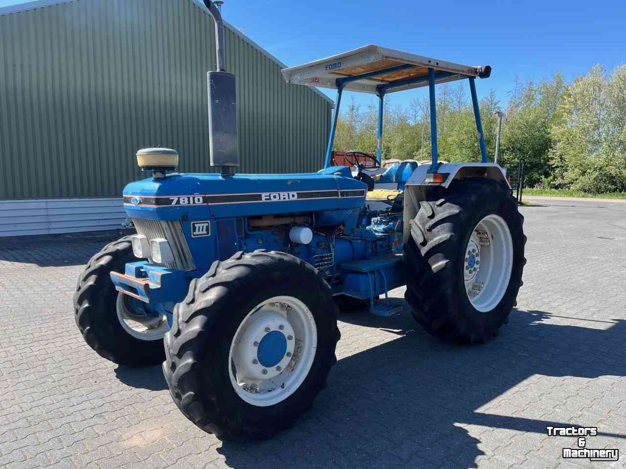 Tractor Ford 7810