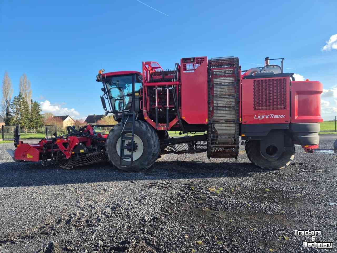 Sugar beet harvester Agrifac Lightraxx