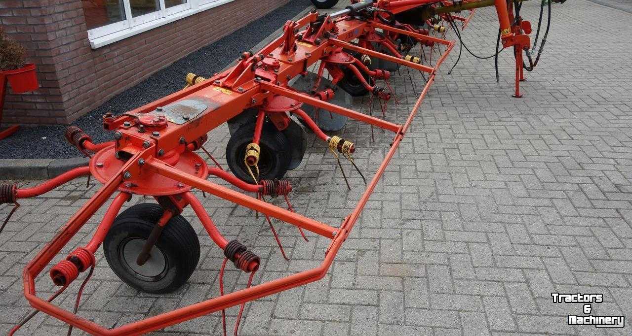 Tedder Niemeyer HR 905 DH Schudder