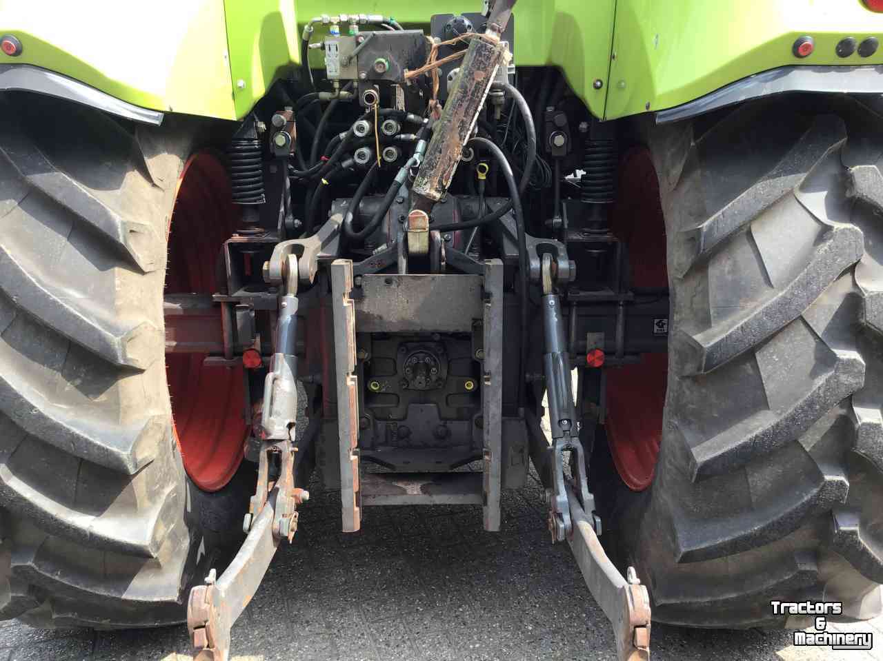 Tractor Claas Arion 520 CIS