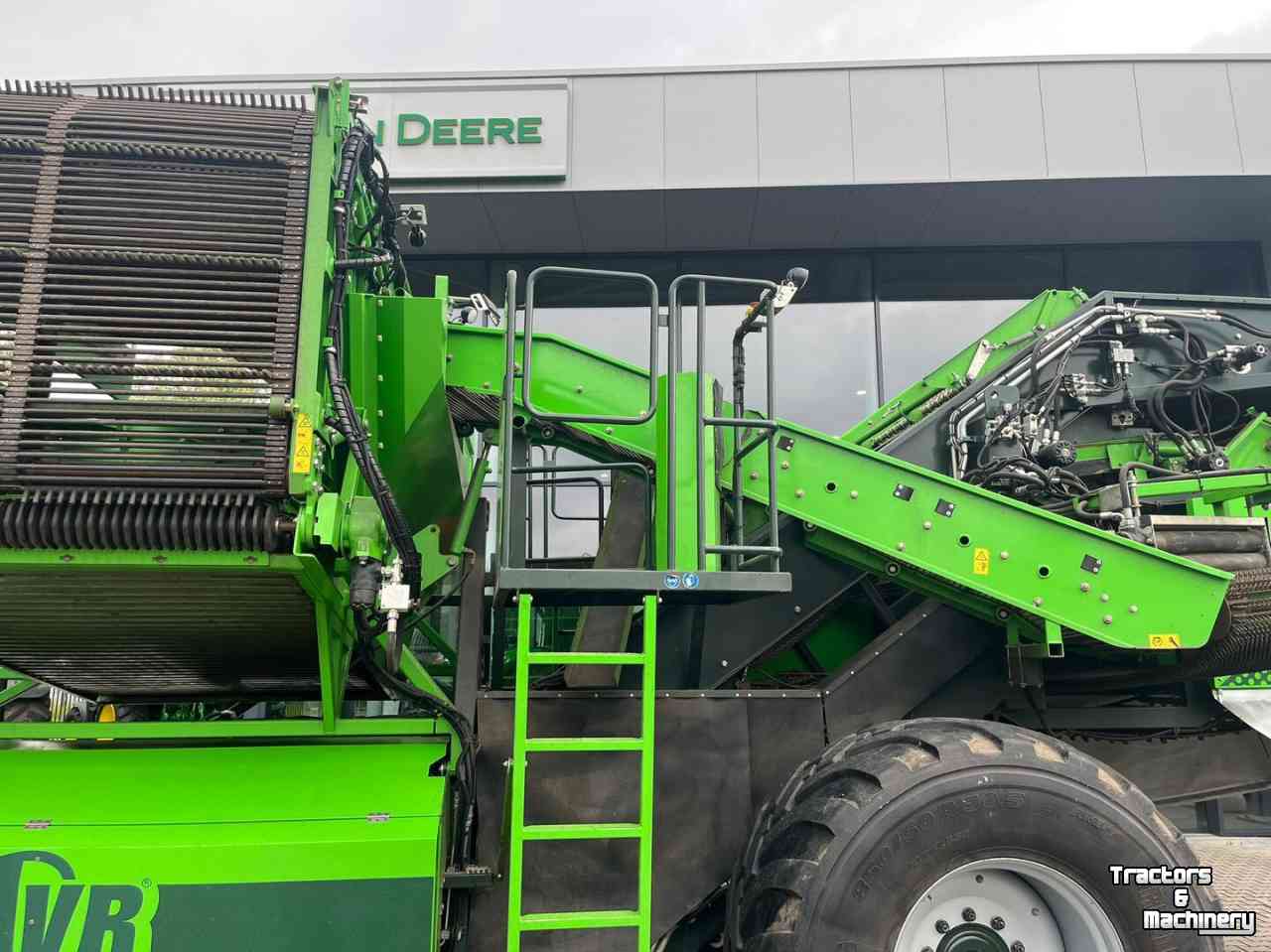 Potato harvester AVR Spirit 9200 aardappelrooier