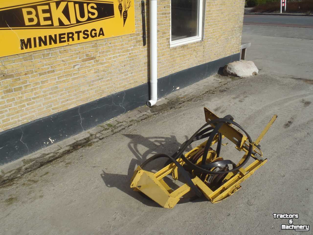 Other harvesters and accessories New Holland diverse types