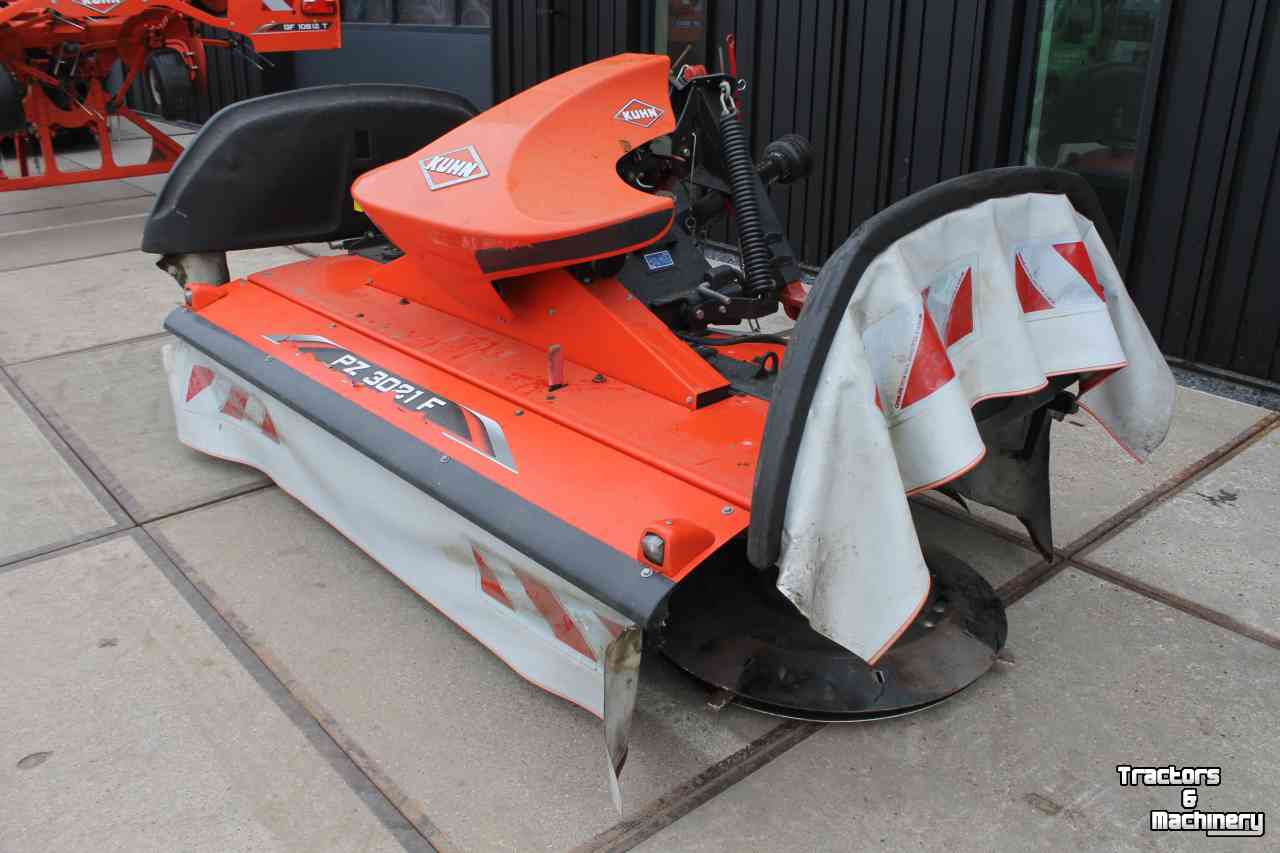 Mower Kuhn PZ3021F OSC Pendelbok frontmaaier trommelmaaier cyclomaaier