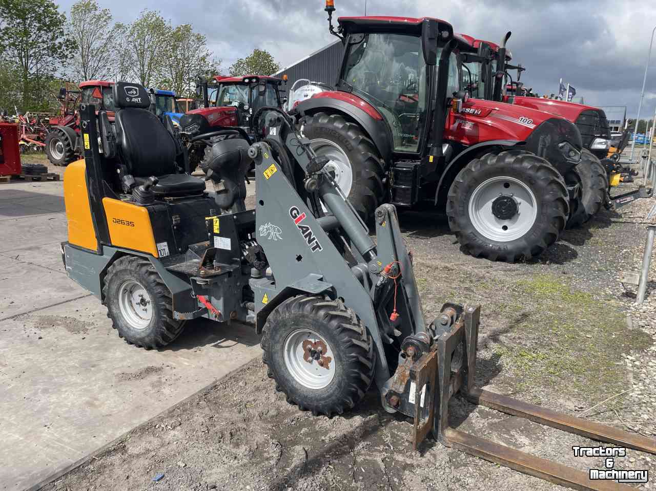 Wheelloader Giant D 2635