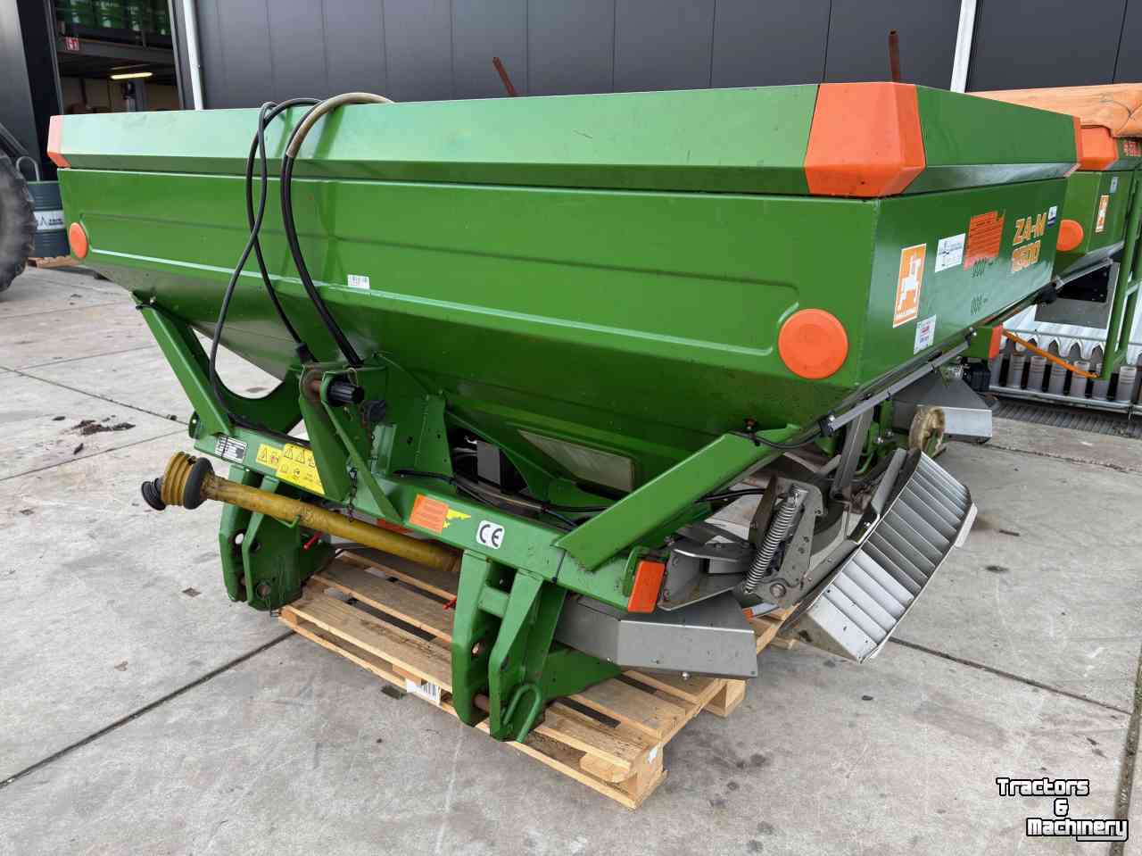 Fertilizer spreader Amazone ZA-M 1500