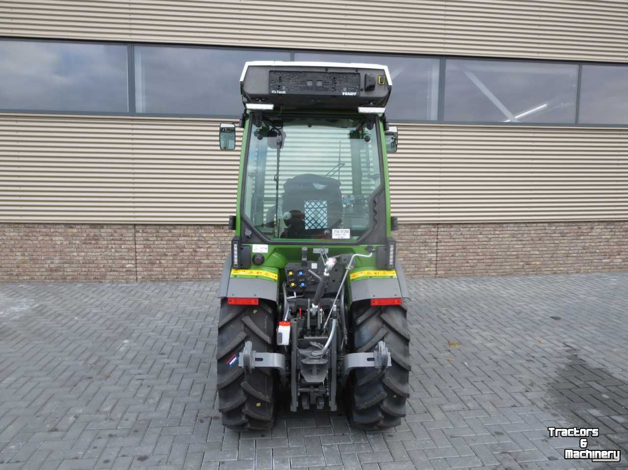 Small-track Tractor Fendt 209va vario gen3  210-211