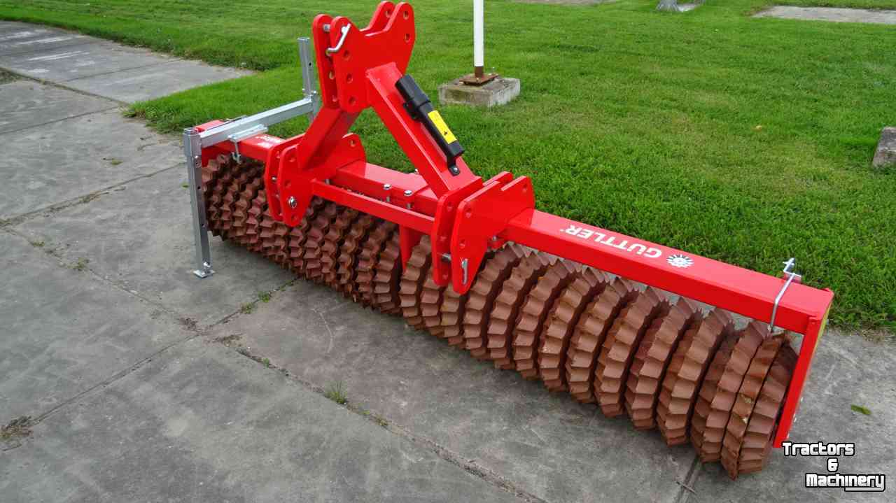Seedbed combination Güttler Mediana 32 ( VERKOCHT )