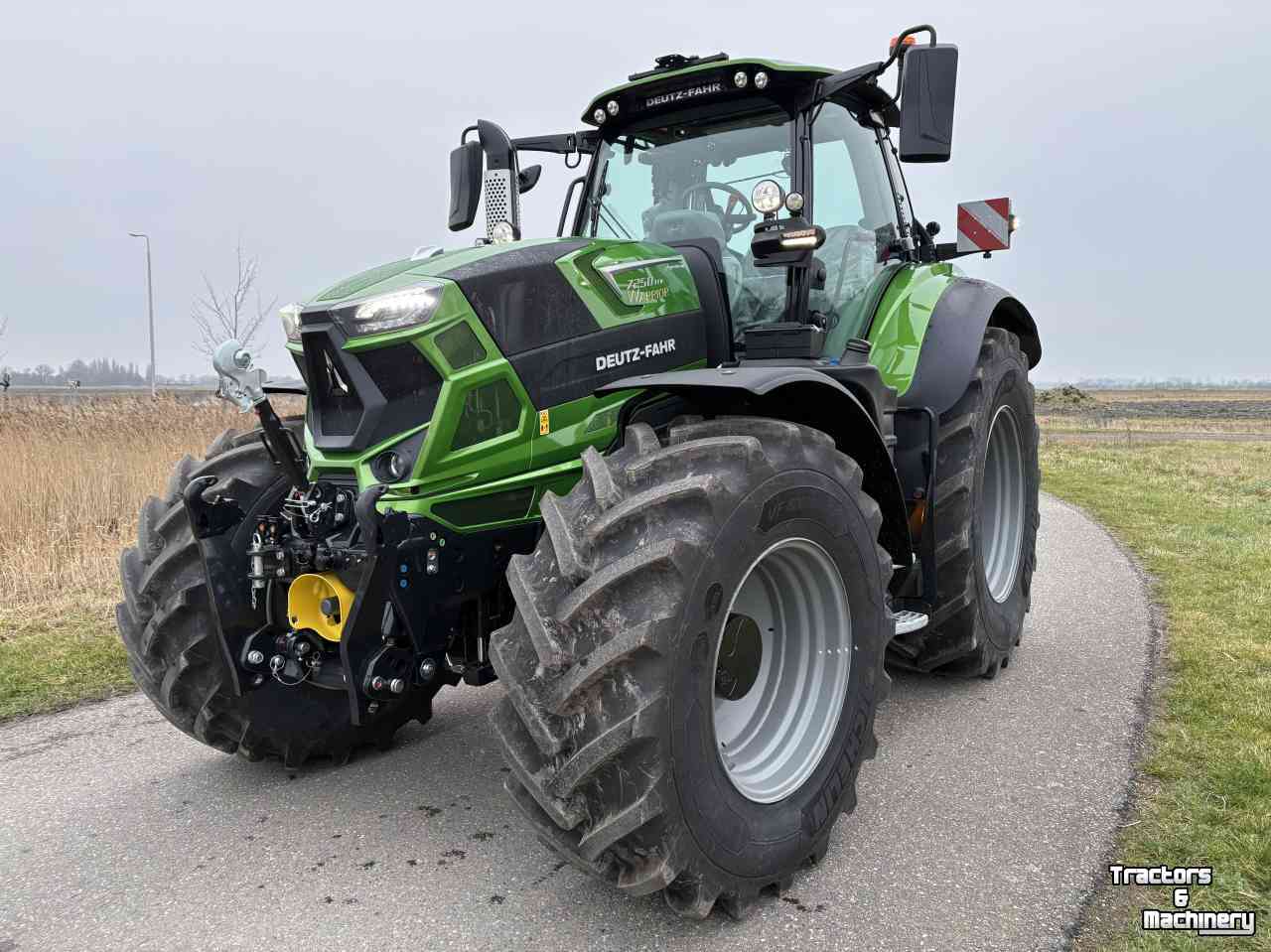 Tractor Deutz-Fahr 7250 TTV Stage5 5jaar/10.000 uur DIAMONDCARE