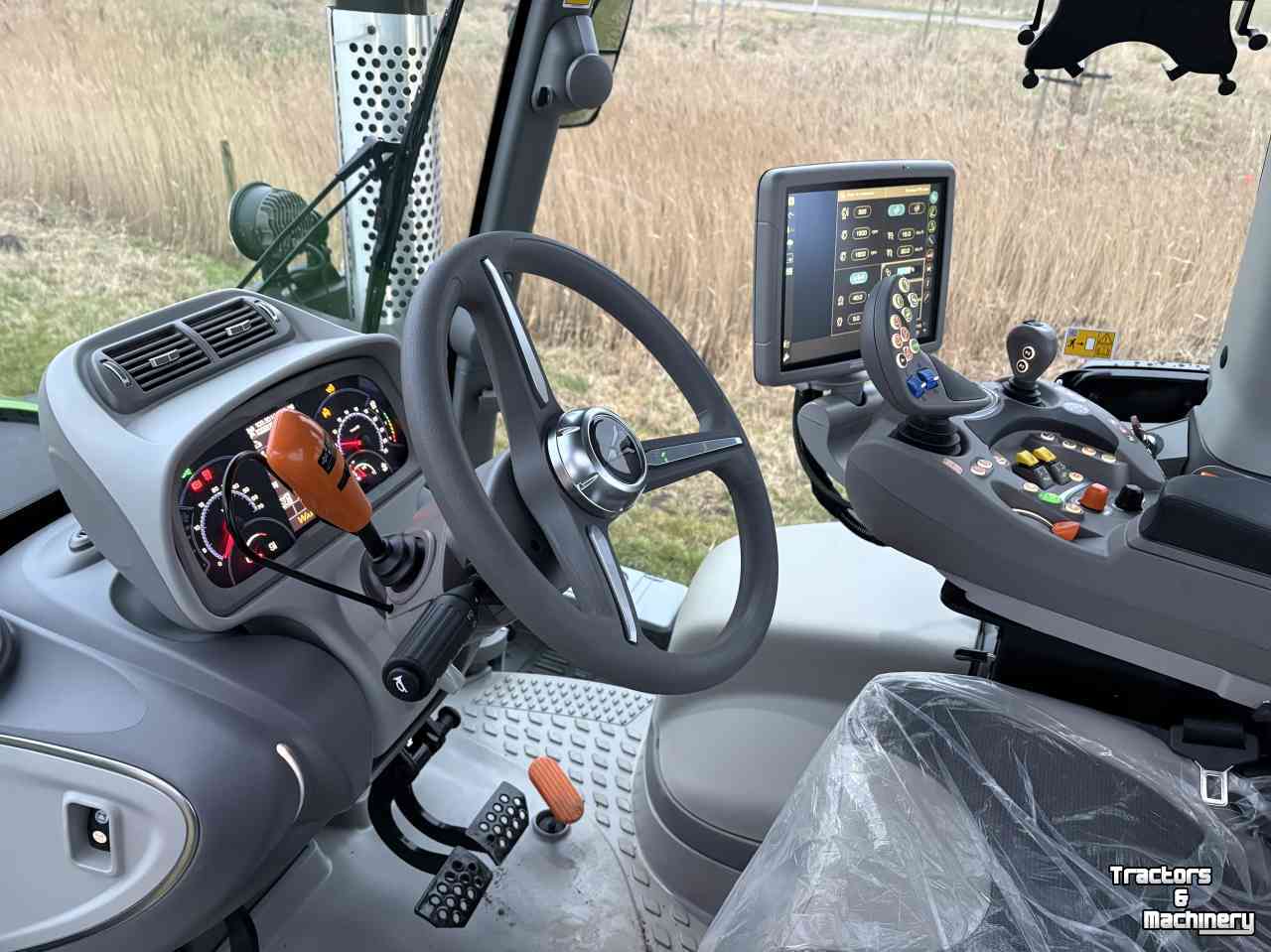 Tractor Deutz-Fahr 7250 TTV Stage5 5jaar/10.000 uur DIAMONDCARE