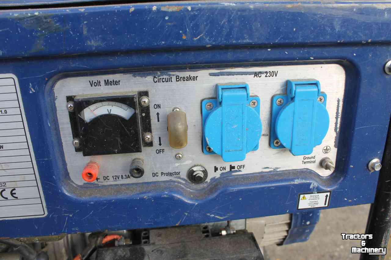 Aggregates  Dutach 5000AE generator aggregaat 230 volt 5000 Watt