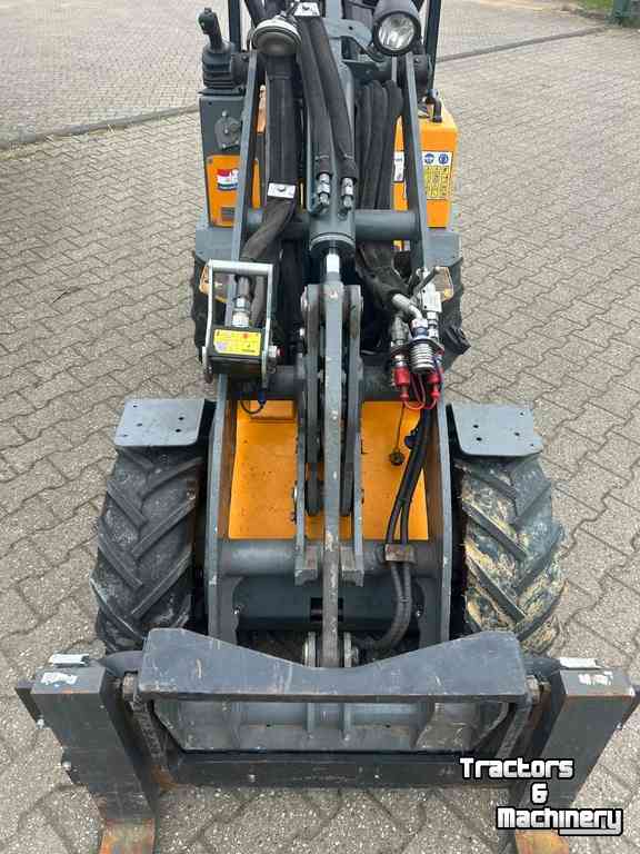 Wheelloader Giant D254SW