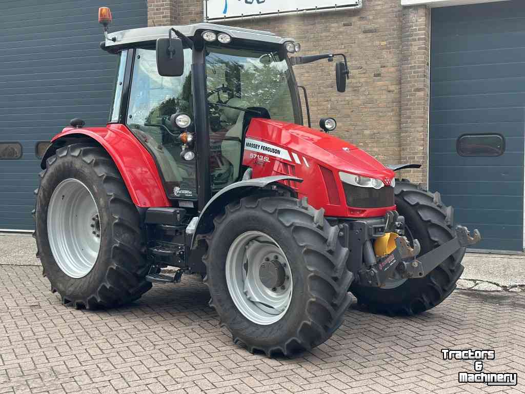 Tractor Massey Ferguson 5713-4 Dyna-6 EFF 2 Tractor
