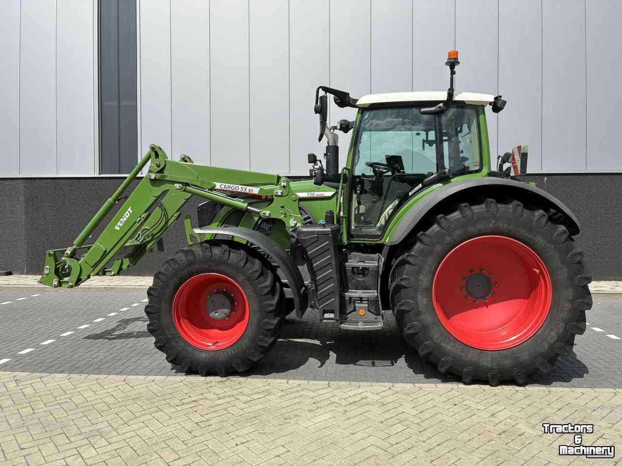 Tractor Fendt 720 Gen6 Power met Cargo 5X85