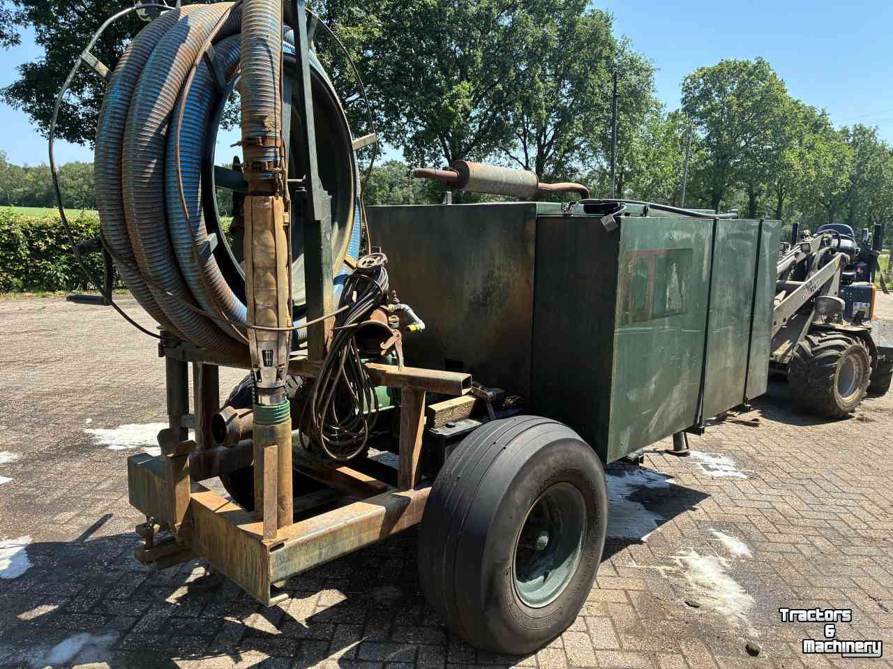Irrigation spray lines  Zelfbouw dompelpomp met 3 waaierpomp
