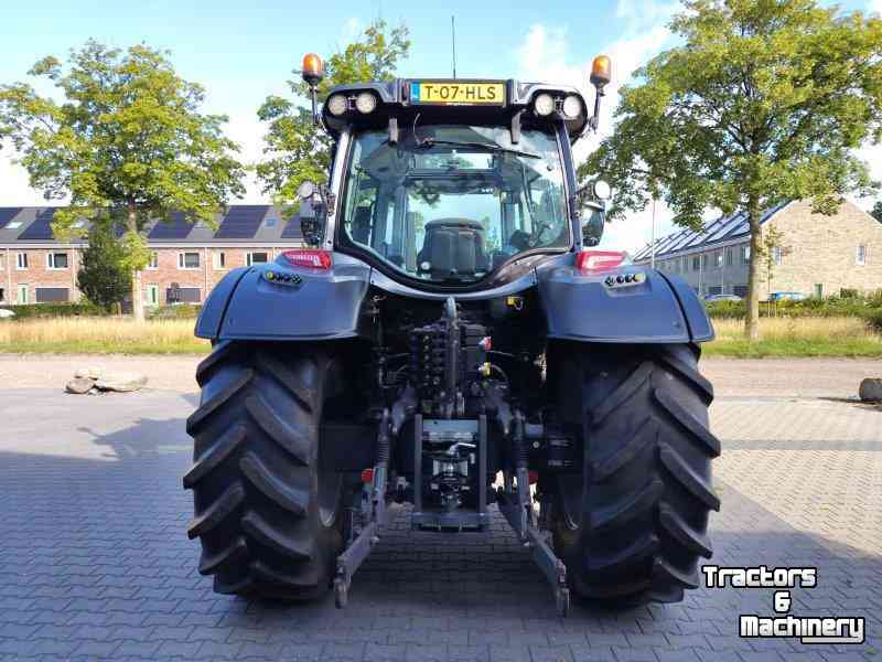 Tractor Valtra N174 Versu