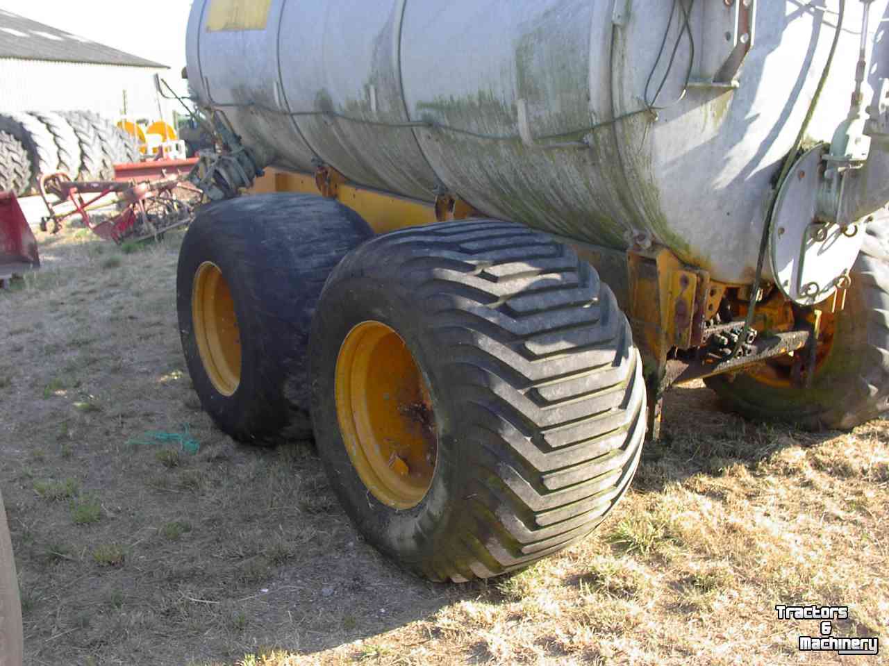 Slurry tank Veenhuis 6800