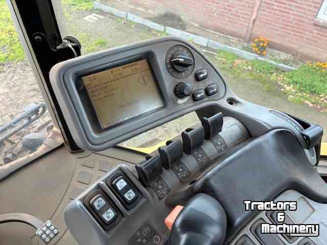 Tractor Challenger MT765B
