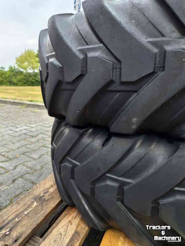 Wheels, Tyres, Rims & Dual spacers Michelin 280/80R18, Fendt 200 smalspoor