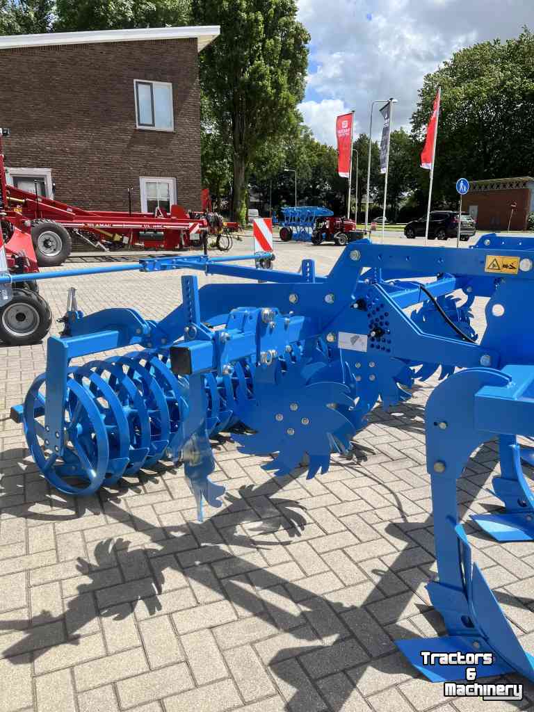 Cultivator Lemken Karat 10-300